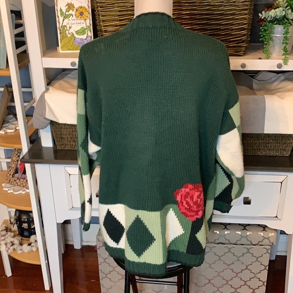 Forenza Green/White Thick Cardigan with Rose Size Medium - Picture 5 of 8